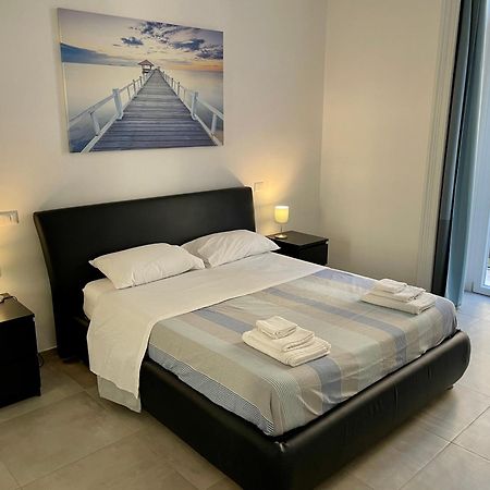 Napoli Centrale Suite 外观 照片
