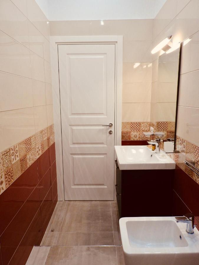 Napoli Centrale Suite 外观 照片