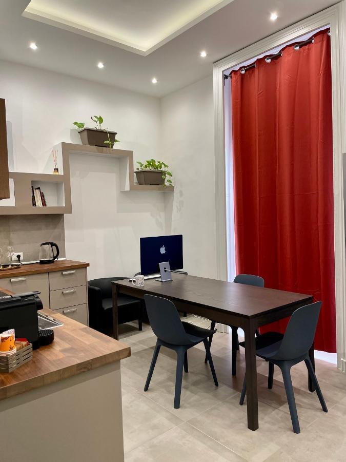 Napoli Centrale Suite 外观 照片