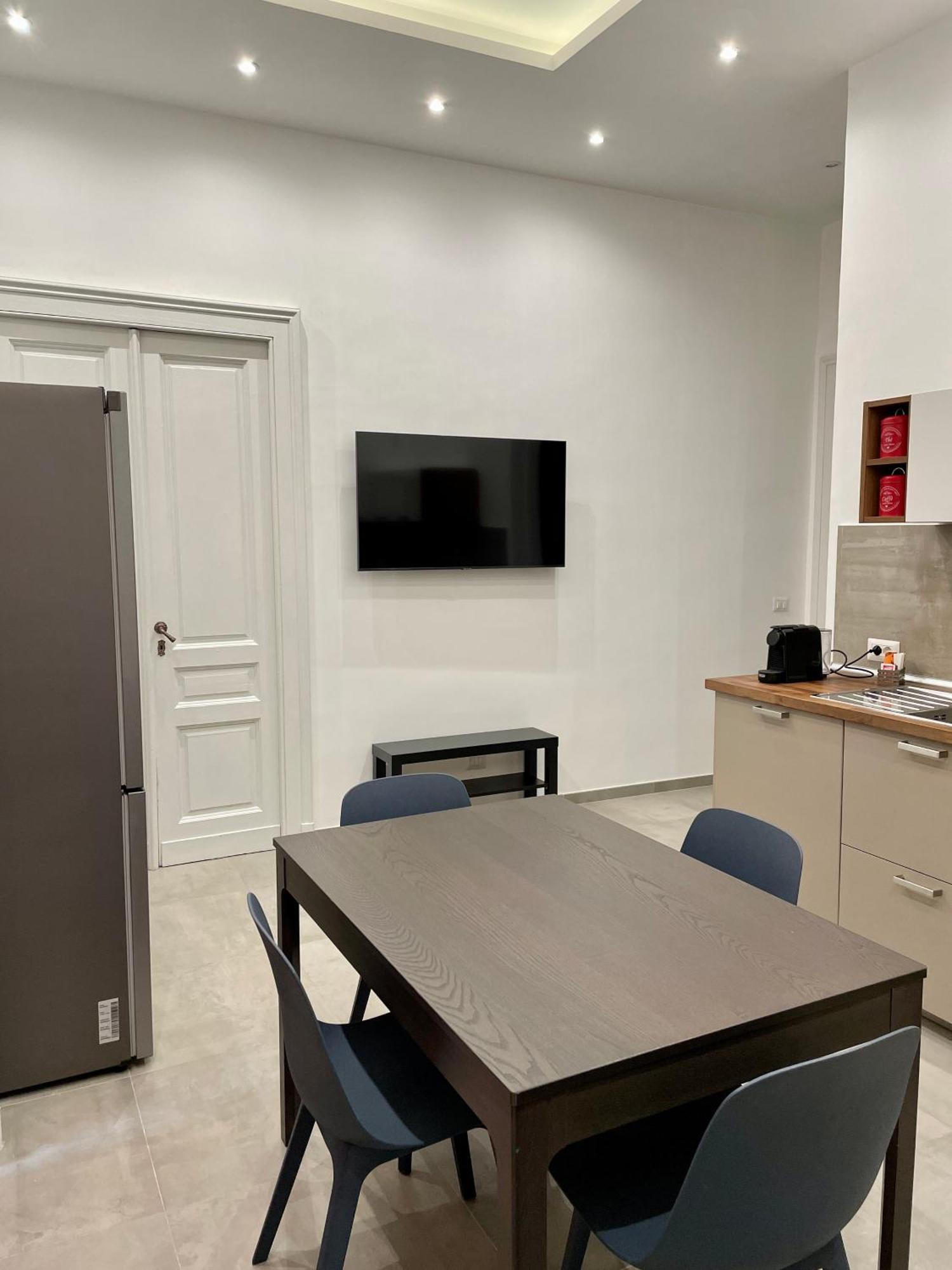 Napoli Centrale Suite 外观 照片