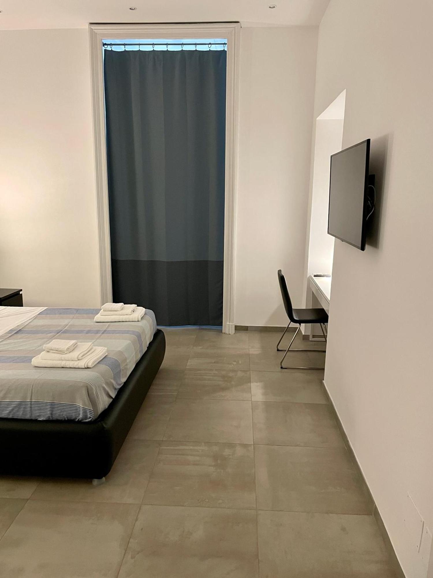Napoli Centrale Suite 外观 照片