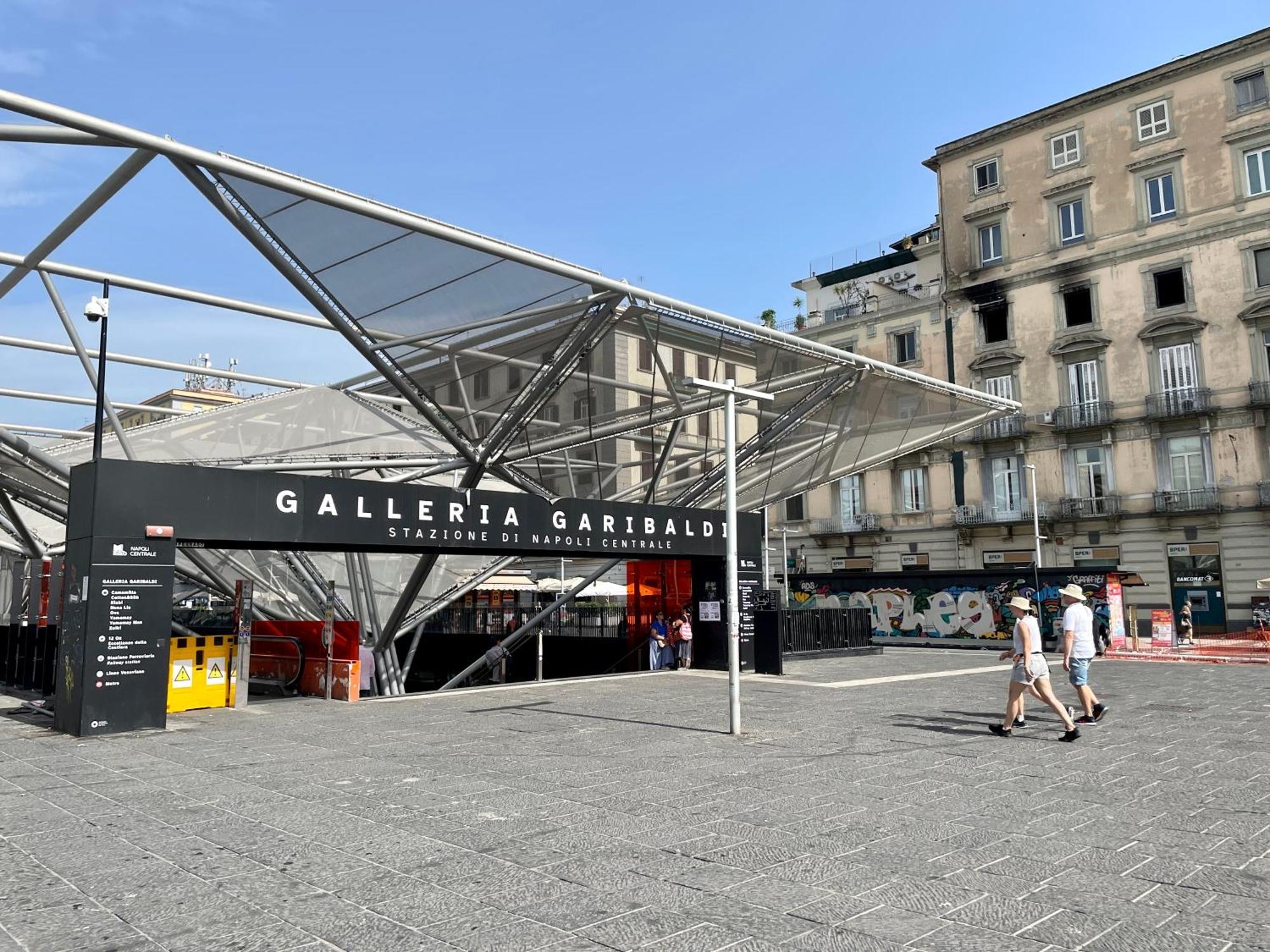 Napoli Centrale Suite 外观 照片